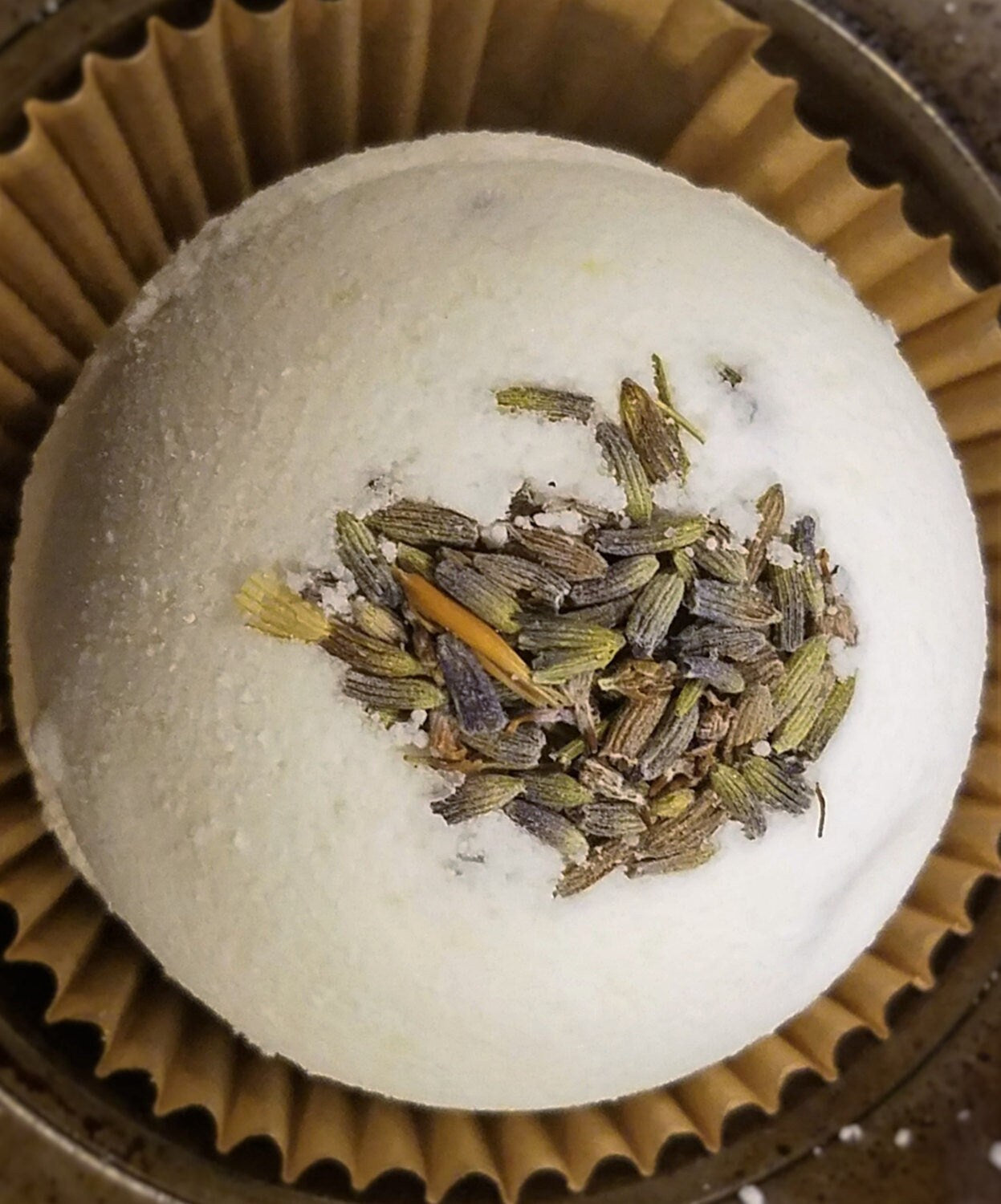 Ivy Creek Lavender Bath Bomb - Natural Bath Fizzies for a Blissful Bathing Experience - Perfect Gifts for Her and Mom